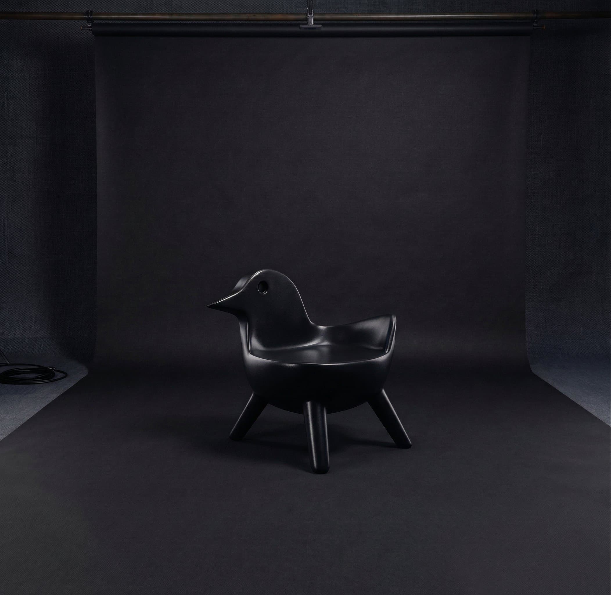 Raven Chair, front view